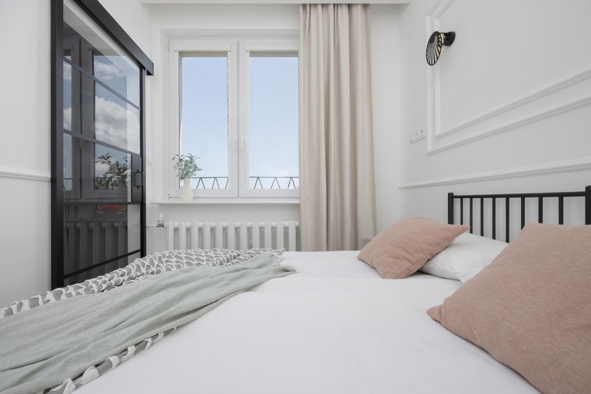 Elegancki Apartament Dla 4 Osob W Warszawie By Noclegi Renters Varsovia Exterior foto